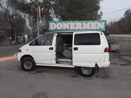 Mitsubishi Delica 1997 года за 2 600 000 тг. в Алматы – фото 4