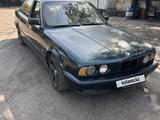 BMW 520 1993 года за 1 500 000 тг. в Алматы – фото 4