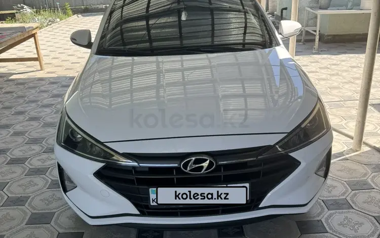 Hyundai Elantra 2019 годаүшін8 500 000 тг. в Алматы