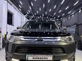Mitsubishi Outlander 2014 годаfor8 500 000 тг. в Караганда – фото 2