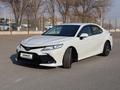 Toyota Camry 2021 года за 23 300 000 тг. в Шымкент – фото 2