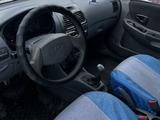 Hyundai Accent 2003 года за 1 300 000 тг. в Петропавловск – фото 3