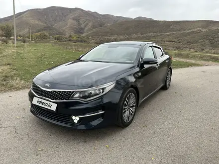 Kia K5 2018 года за 9 200 000 тг. в Алматы – фото 4