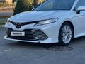 Toyota Camry 2017 годаfor14 000 000 тг. в Алматы – фото 9