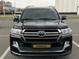 Toyota Land Cruiser 2019 года за 39 300 000 тг. в Астана