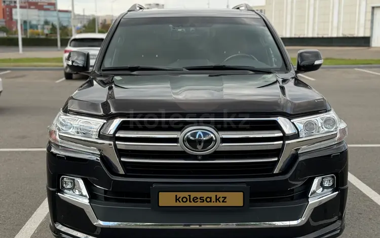 Toyota Land Cruiser 2019 года за 39 300 000 тг. в Астана