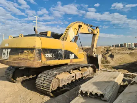 Caterpillar  325 2011 года за 25 000 000 тг. в Шымкент