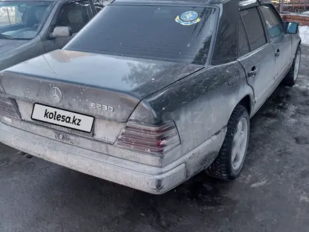 Mercedes-Benz E 230 1989 года за 900 000 тг. в Костанай – фото 3