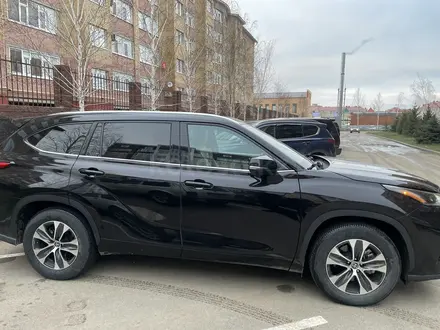 Toyota Highlander 2021 годаүшін23 800 000 тг. в Актобе – фото 4