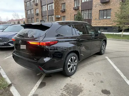 Toyota Highlander 2021 годаүшін23 800 000 тг. в Актобе – фото 5