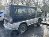 Mitsubishi Delica 1996 годаүшін350 000 тг. в Алматы – фото 2