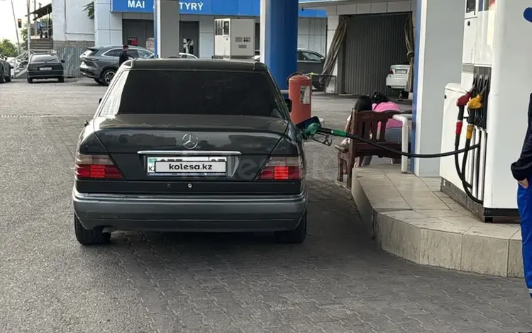 Mercedes-Benz E 200 1994 года за 1 900 000 тг. в Шымкент