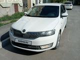 Skoda Rapid 2014 года за 3 600 000 тг. в Атырау