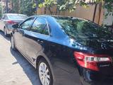 Toyota Camry 2014 года за 6 500 000 тг. в Атырау – фото 4