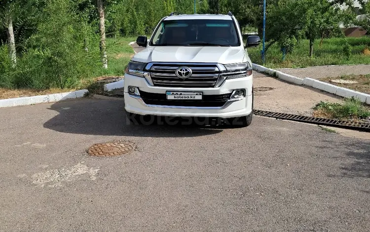Toyota Land Cruiser 2013 годаүшін22 000 000 тг. в Шымкент