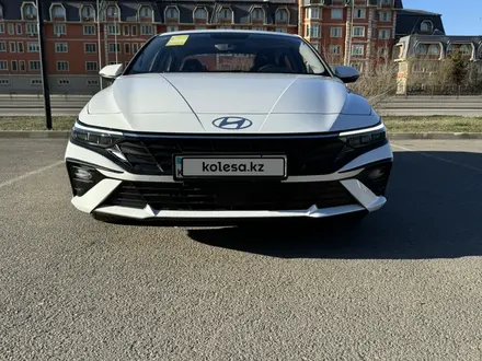 Hyundai Elantra 2024 года за 8 890 000 тг. в Астана