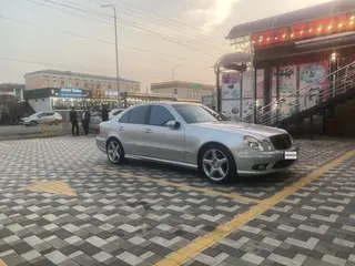 Mercedes-Benz E 500