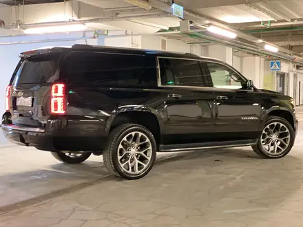 Chevrolet Suburban 2018 года за 32 000 000 тг. в Алматы – фото 15