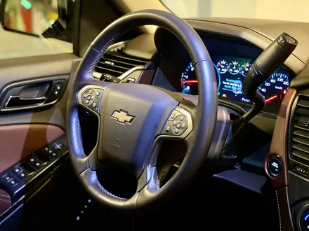 Chevrolet Suburban 2018 года за 32 000 000 тг. в Алматы – фото 25