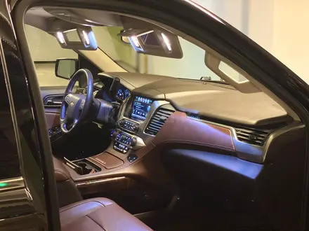 Chevrolet Suburban 2018 года за 32 000 000 тг. в Алматы – фото 30