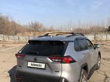 Toyota RAV4 2022 года за 17 000 000 тг. в Алматы – фото 3