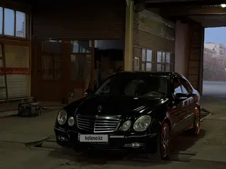 Mercedes-Benz E 500