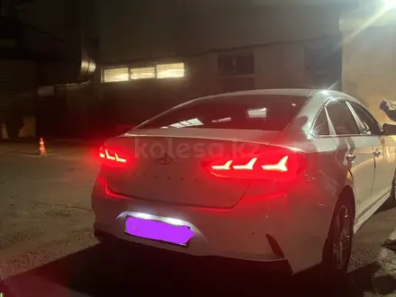Hyundai Sonata 2020 года за 7 500 000 тг. в Алматы – фото 2