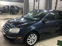 Volkswagen Jetta 2011 годаүшін2 700 000 тг. в Уральск