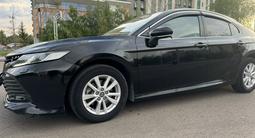 Toyota Camry 2020 годаүшін11 600 000 тг. в Караганда – фото 2