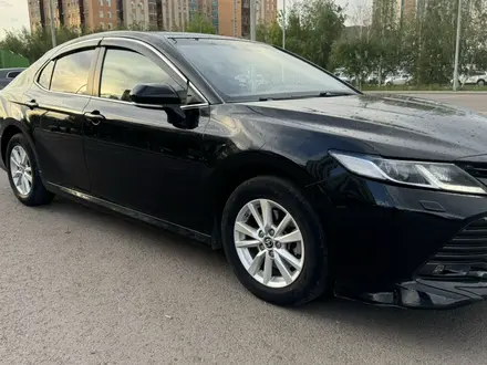 Toyota Camry 2020 года за 11 600 000 тг. в Караганда – фото 4