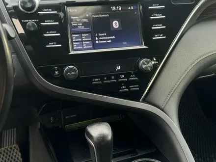 Toyota Camry 2020 года за 11 600 000 тг. в Караганда – фото 8