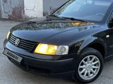 Volkswagen Passat 1998 годаүшін2 650 000 тг. в Караганда – фото 4