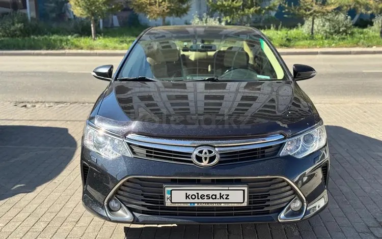 Toyota Camry 2015 годаfor12 600 000 тг. в Астана