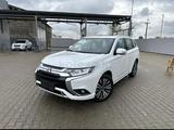 Mitsubishi Outlander 2022 годаүшін12 500 000 тг. в Атырау