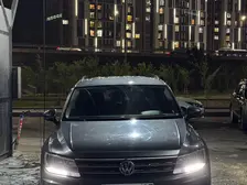 Volkswagen Tiguan, 2020