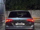Volkswagen Tiguan 2020 года за 8 500 000 тг. в Астана – фото 4