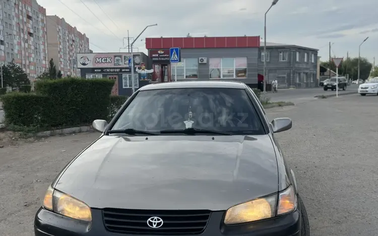 Toyota Camry 1997 годаүшін2 700 000 тг. в Семей