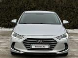 Hyundai Elantra 2018 годаүшін7 400 000 тг. в Актобе