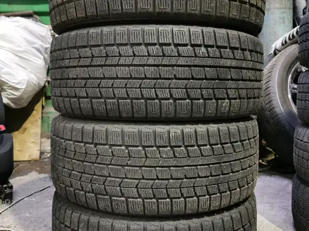 Резина 215/50 r17 Dunlop из Японии за 92 000 тг. в Алматы