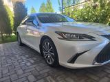 Lexus ES 250 2019 годаүшін18 000 000 тг. в Тараз