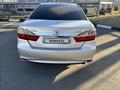 Toyota Camry 2015 годаүшін11 100 000 тг. в Актобе – фото 6