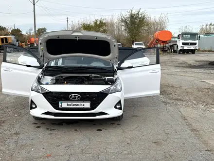 Hyundai Accent 2022 года за 7 500 000 тг. в Костанай