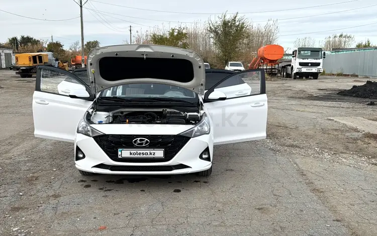 Hyundai Accent 2022 года за 7 500 000 тг. в Костанай