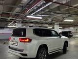 Toyota Land Cruiser 2023 года за 57 500 000 тг. в Алматы – фото 3