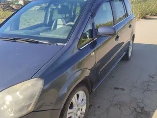 Opel Zafira, 2008