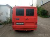Mercedes-Benz MB 100 1994 года за 1 700 000 тг. в Караганда – фото 3