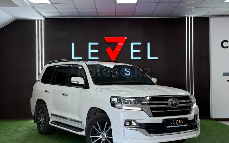 Toyota Land Cruiser 2019 годаүшін38 000 000 тг. в Астана