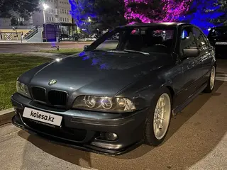 BMW 528
