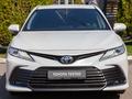 Toyota Camry Luxe 2023 года за 16 990 000 тг. в Алматы – фото 6