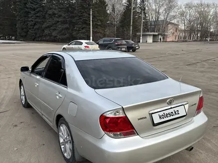 Toyota Camry 2004 года за 4 500 000 тг. в Петропавловск – фото 18